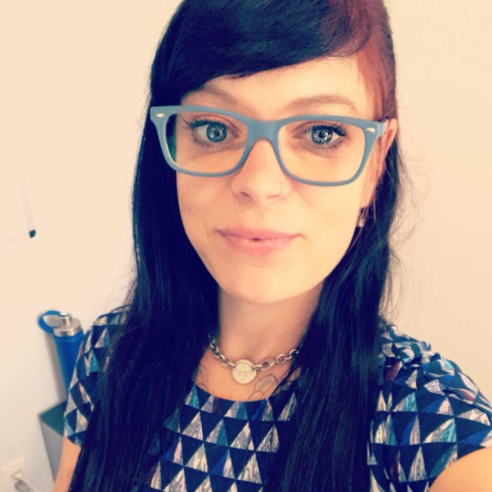 Meet your Posher, Christina